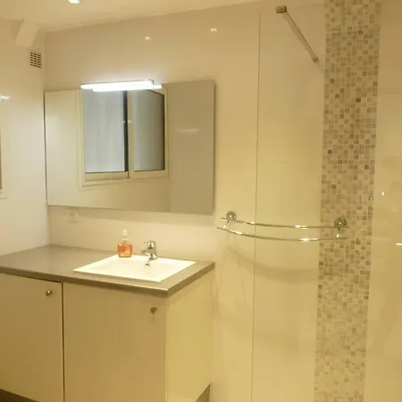 Two Bedroom Next To The Croisette In A Short Walk To The Palais Des Festivals - 1961 * Κάννες